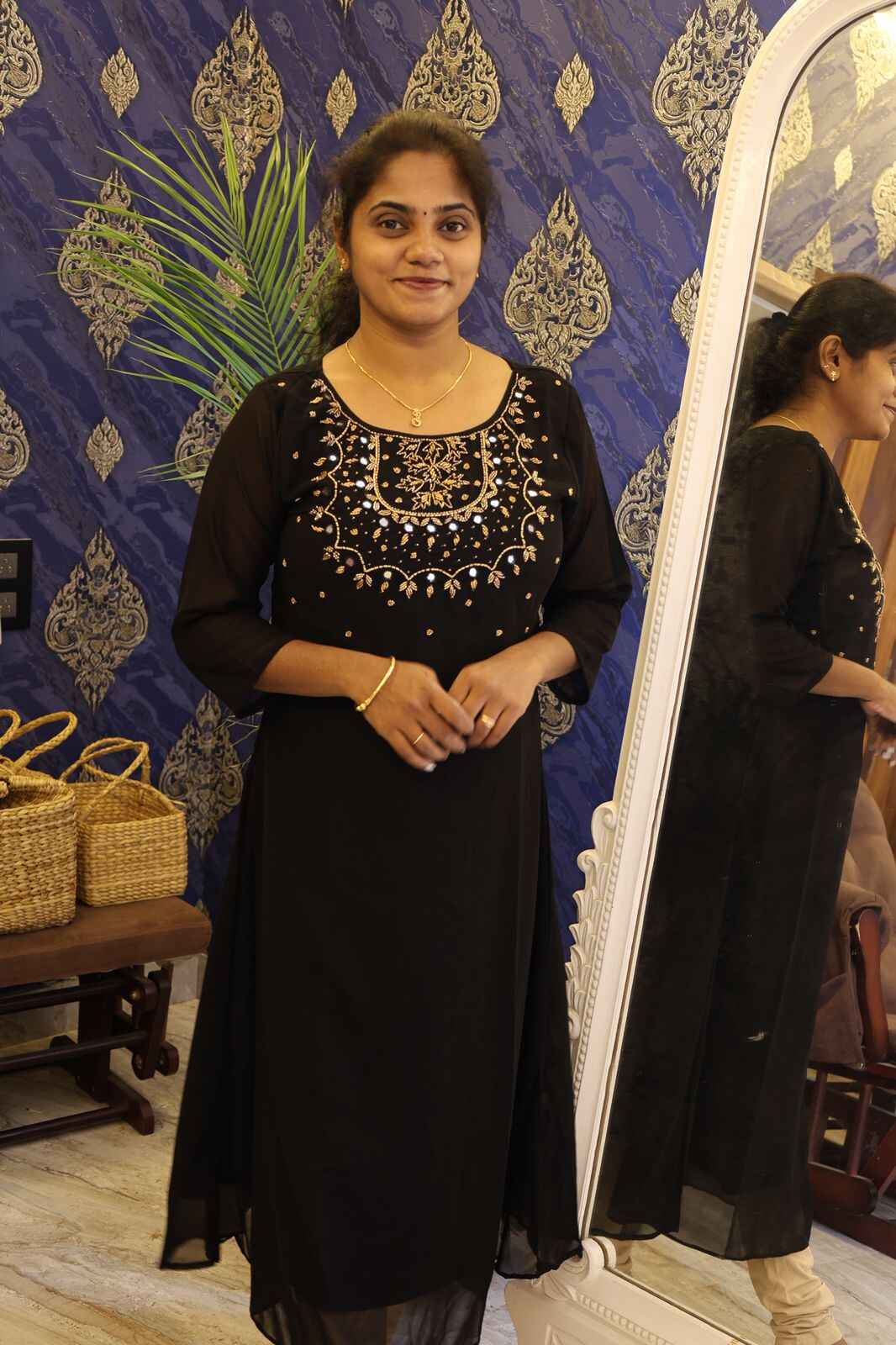 Round Neck Mirror Kurti