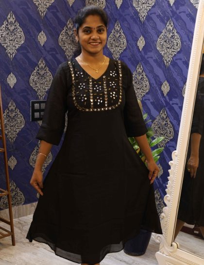 Black Mirror Kurti
