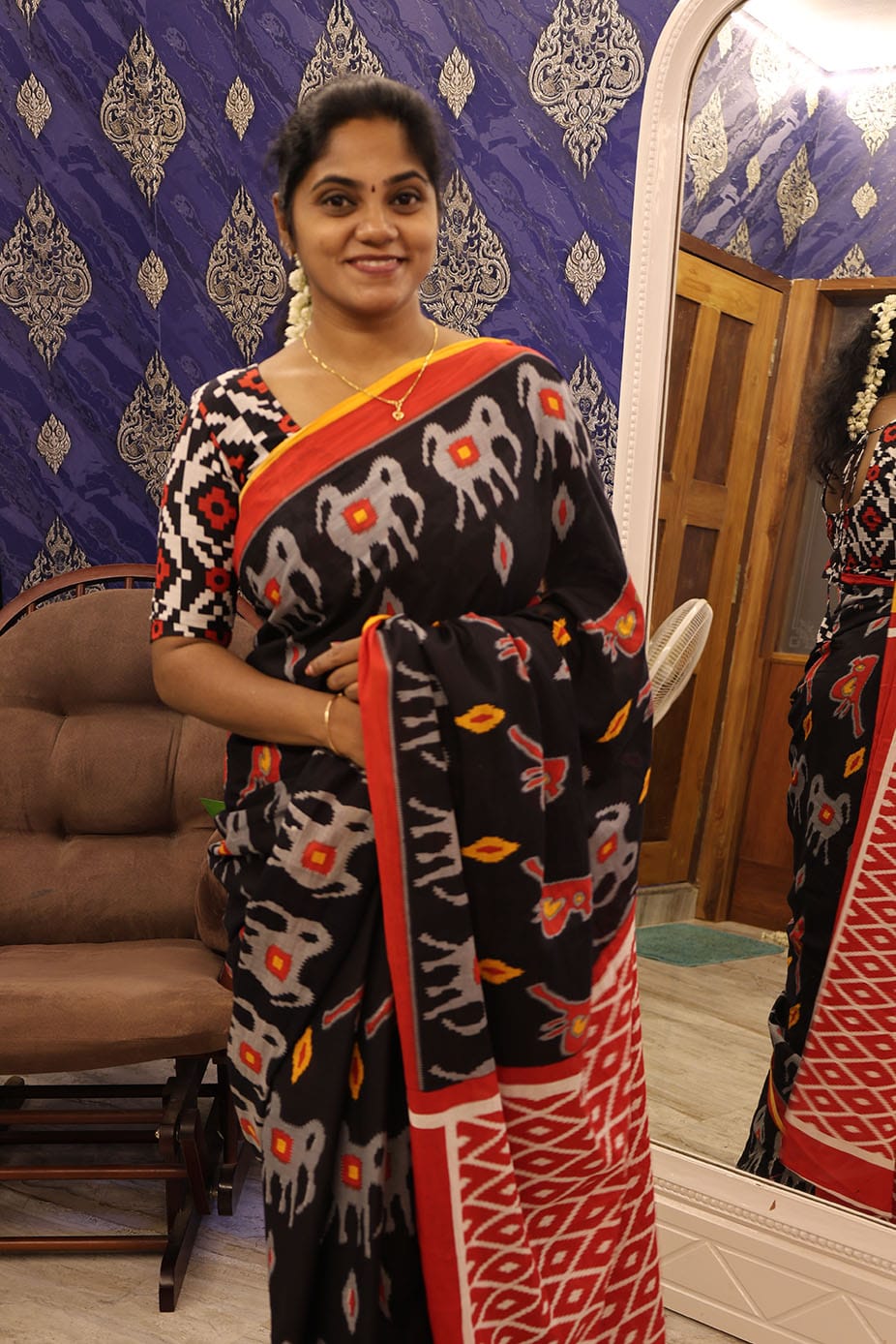 Saree Black - Image 3