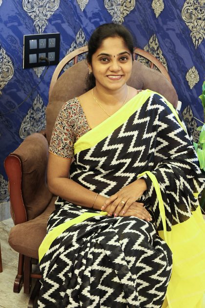 yellow-with-black-saree-new