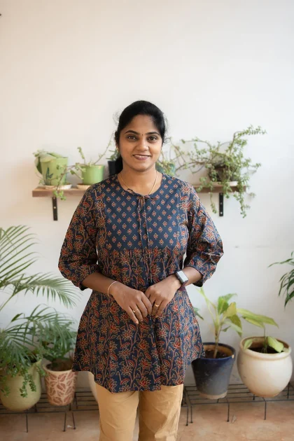 Cotton Round Neck A Line Yoke Short Top Navy Blue