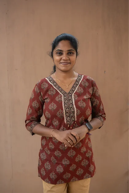 Cotton Straight V Neck Sequence Border Short Top Maroon